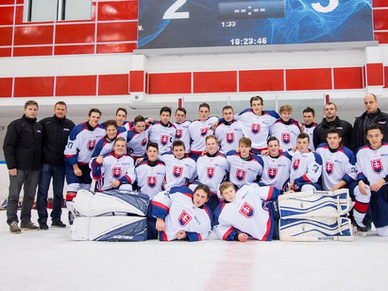 Slovenská šestnástka na turnaji v Minsku získala historické striebro