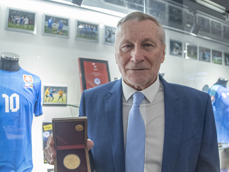 Slovenská futbalová legenda Ján Pivarník
