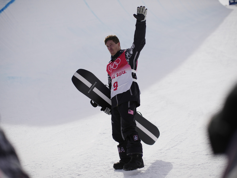 Americký snoubordista Shaun White potvrdil v piatok na zimných olympijských hrách v Pekingu ukončenie kariéry