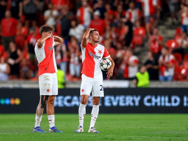 Mojmír Chytil a Ivan Schranz (vpravo) po konci Slavie v Lige majstrov