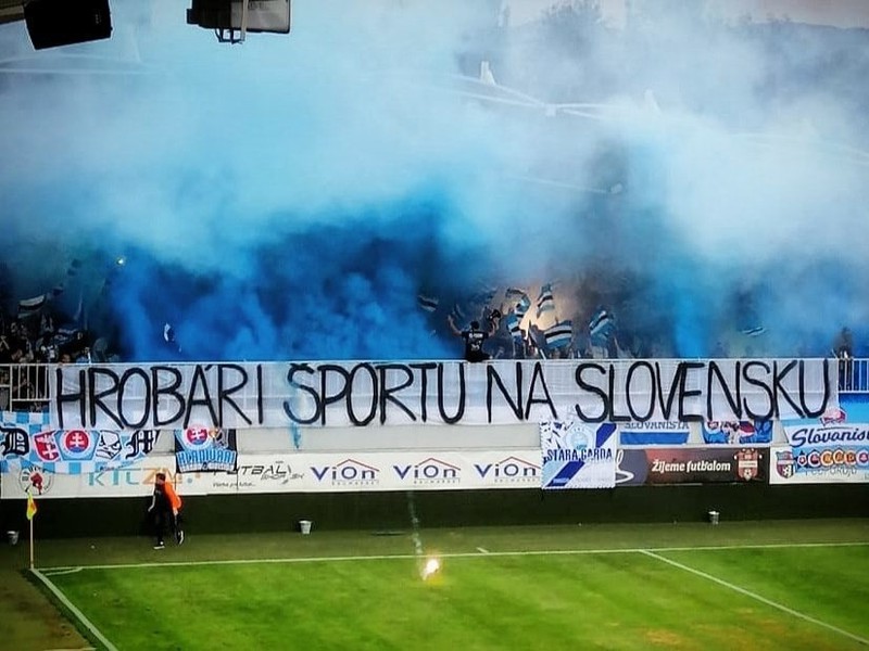 Fanúšikovia Slovana a ich odkaz Vláde SR 
