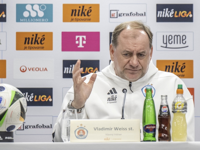 Vladimír Weiss st., tréner ŠK Slovan Bratislava