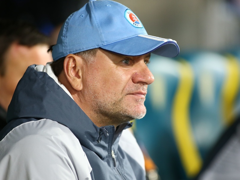 Na snímke tréner ŠK Slovan Bratislava Vladimír Weiss st.