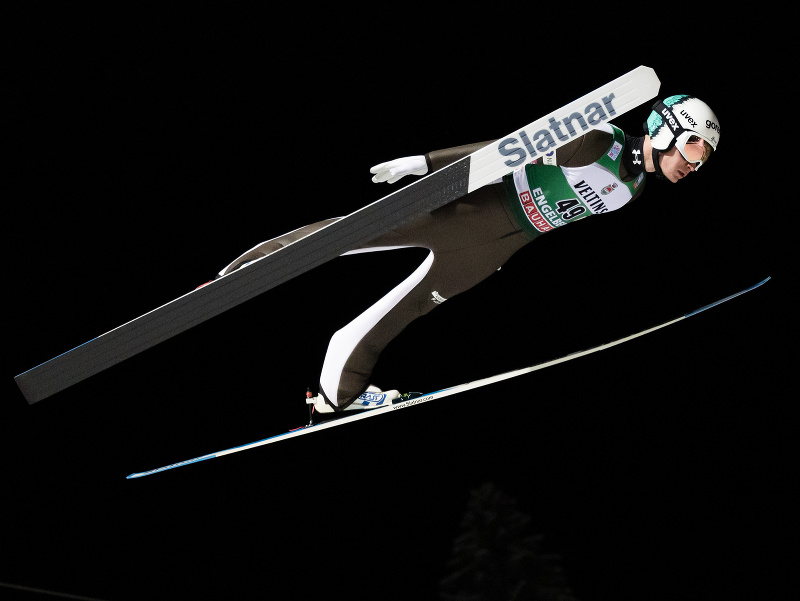 Slovinský skokan na lyžiach Anže Lanišek počas súťaže Svetového pohára vo švajčiarskom stredisku Engelberg