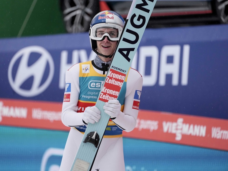 Rakúsky skokan Daniel Tschofenig