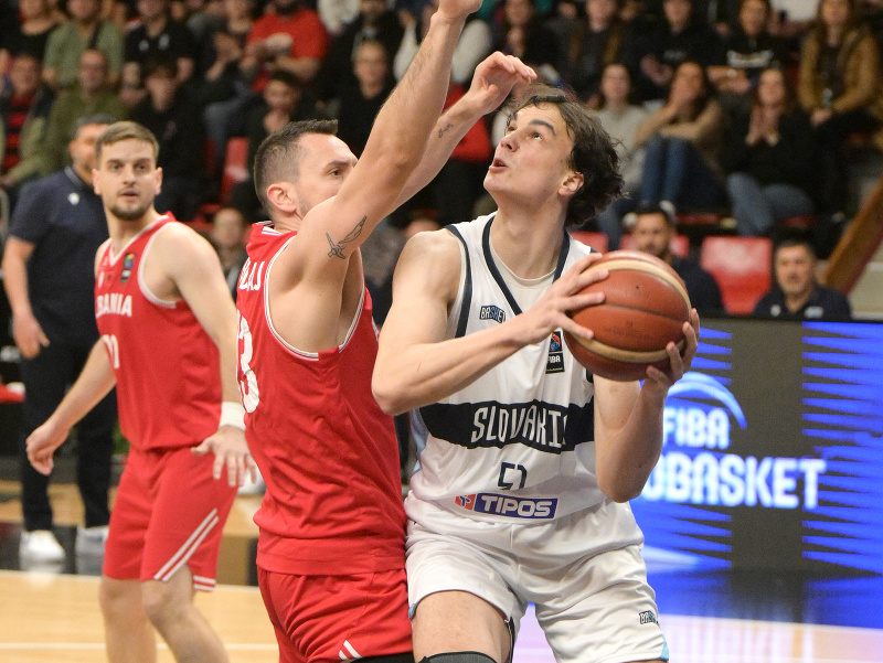 Na snímke zľava Daniel Lekndreaj (Albánsko) a Maroš Golian (Slovensko)