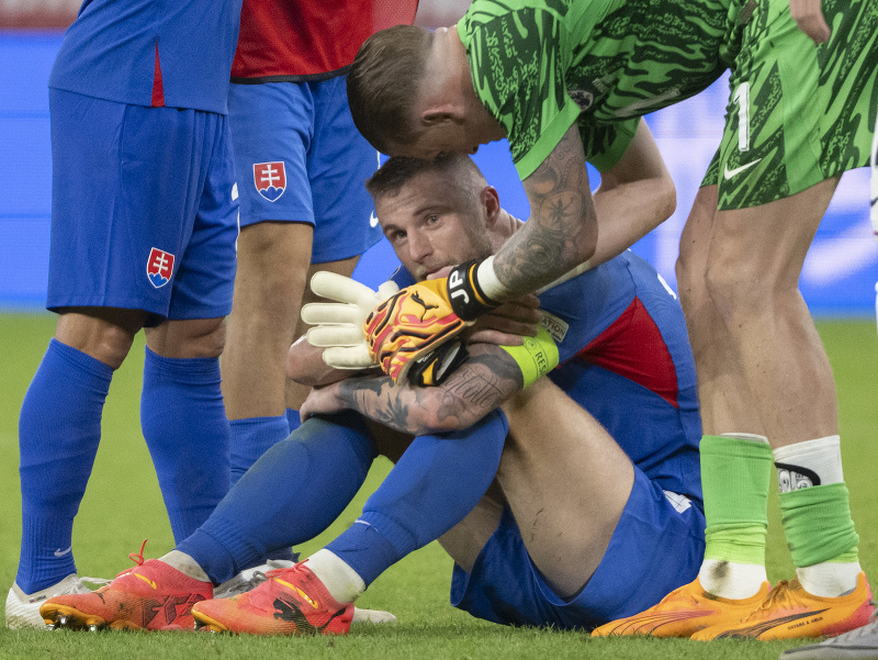 Milan Škriniar so slzami v očiach po vypadnutí v osemfinále