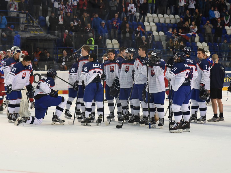 Slovenskí hokejisti sa lúčia s divákmi