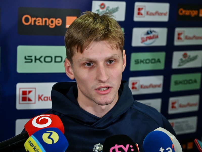 Na snímke útočník Matej Kašlík počas zrazu slovenskej hokejovej reprezentácie