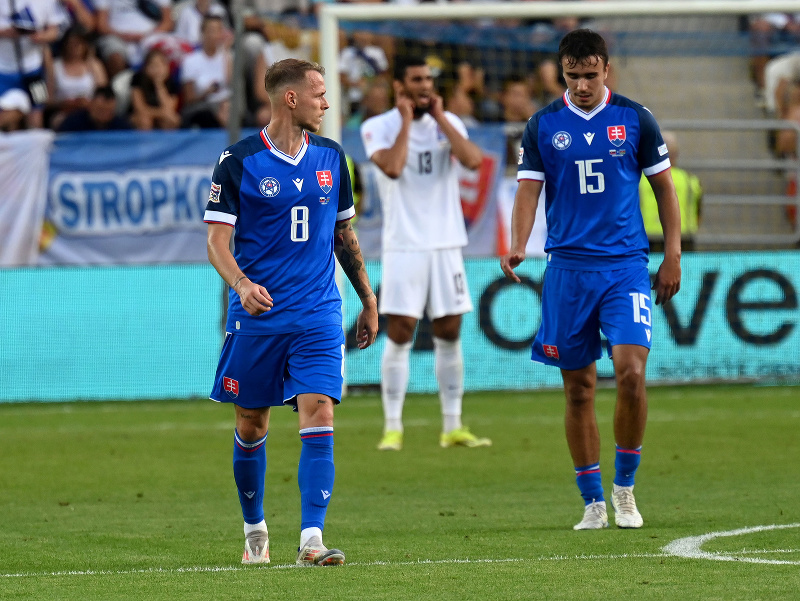 Strelci prvých dvoch gólov Ondrej Duda a David Strelec zo Slovenska počas futbalového zápasu 2. kola C-divízie Ligy národov 