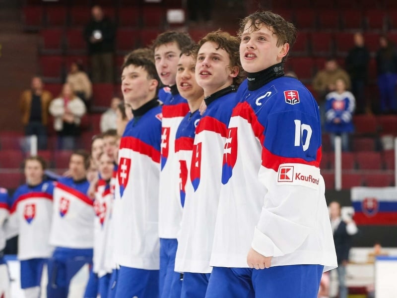 Slovenskí hokejisti sa radujú z postupu do semifinále MS v hokeji do 18 rokov
