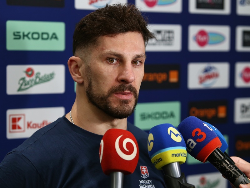 Na snímke hokejista Marek Hrivík počas zrazu slovenskej hokejovej reprezentácie 