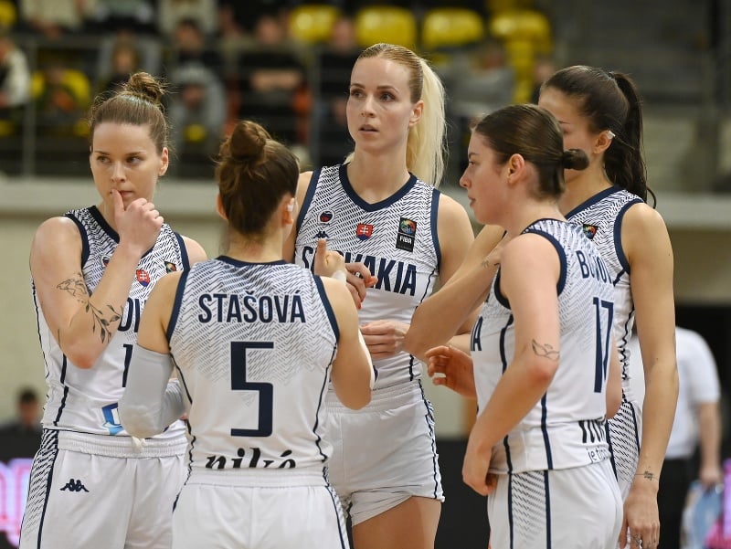 Hráčky Slovenska v kvalifikačnom zápase H -skupiny Slovensko - Luxembursko o postup na majstrovstvá Európy 2023