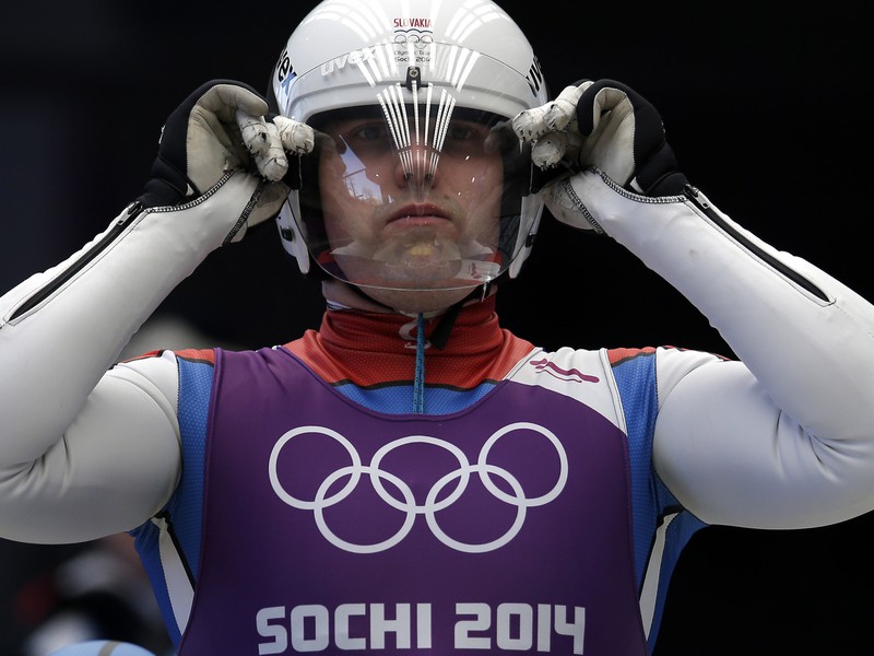 Slovenský sánkar Jozef Ninis sa pripravuje na súťaž mužov na zimných olympijských hrách v Soči