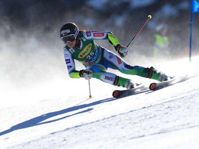 Slovinská lyžiarka Tina Robniková