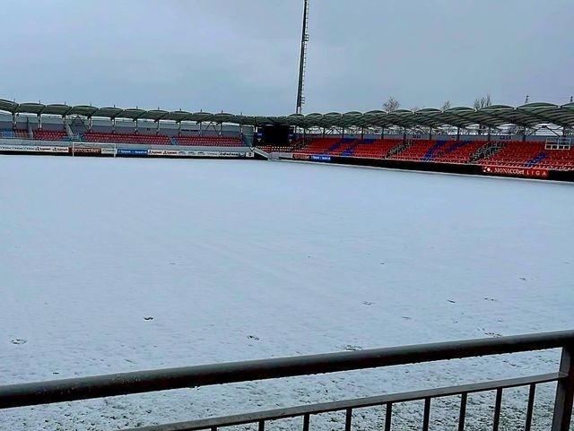 Zasnežené ihrisko v Zlatých Moravciach