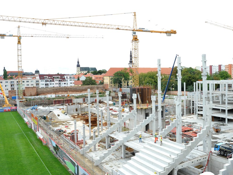 Zábery z kontrolného dňa počas výstavby novej futbalovej arény City Arena - Štadión Antona Malatinského v Trnave