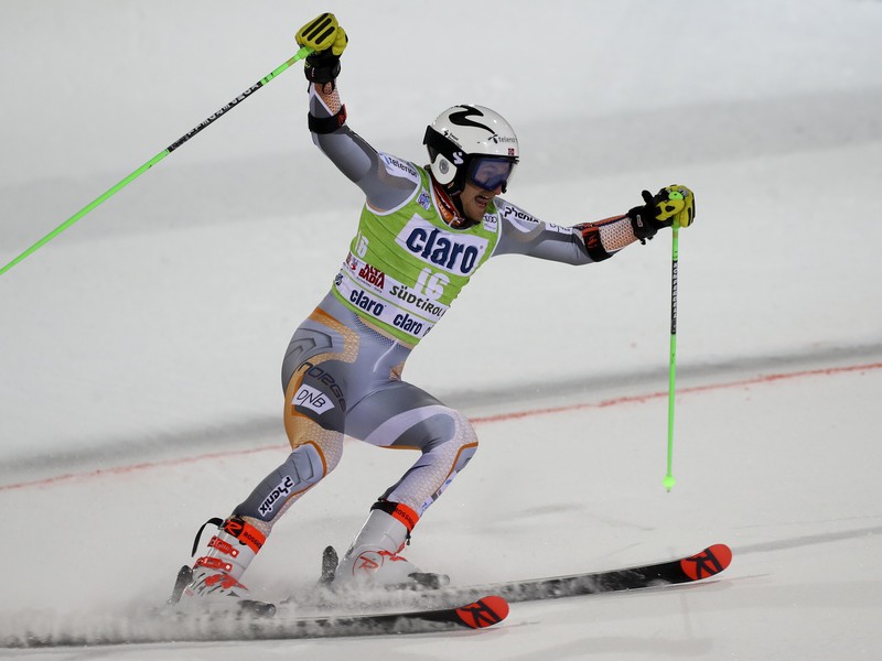 Rasmus Windingstad sa teší z víťazstva v paralelnom obrovskom slalome v Alta Badii