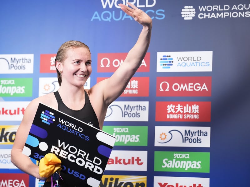 Austrálska plavkyňa Ariarne Titmusová vytvorila na MS v japonskej Fukuoke nový svetový rekord na 400 m voľným spôsobom.