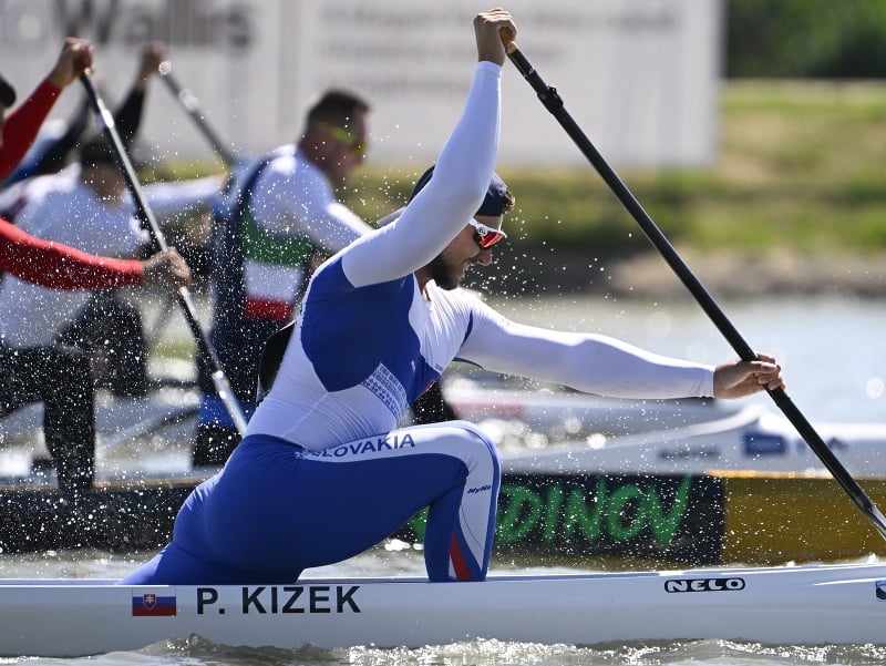 Slovenský reprezentant v rýchlostnej kanoistike Peter Kizek počas rozjadu C1 na 1 000 m na európskej olympijskej kvalifikácii v rýchlostnej kanoistike v Szegede