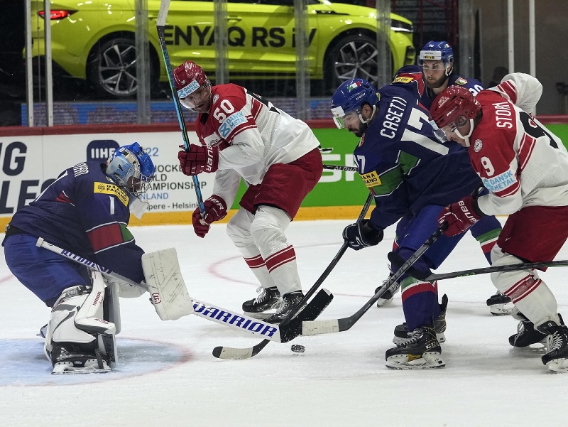 Lorenzo Casetti, Mathias Bay, Frederik Storm a brankár Talianska Andreas Bernard
