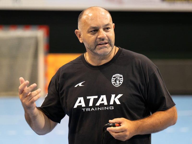 Na snímke tréner Ratko Djurkovič 