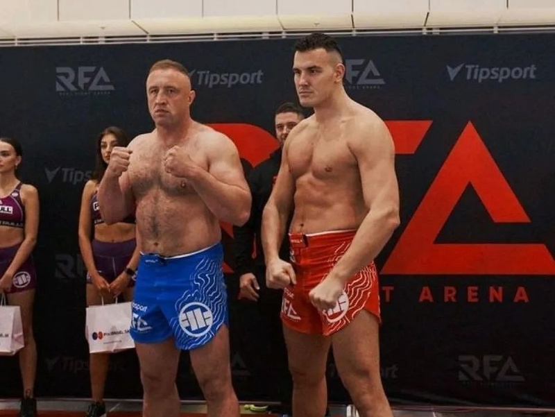 Kamil Minda a Tomáš Možný (v červených trenírkach)