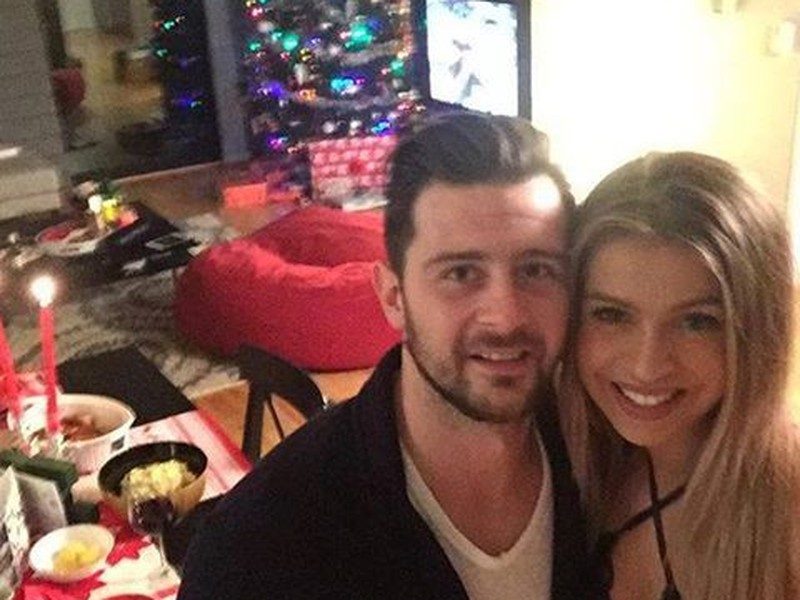 Tomáš Tatar so svojou polovičkou si v Amerike užíva Vianoce na slovenský spôsob