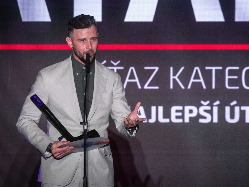 Tomáš Tatar s ocenením Hokejista roka 2023