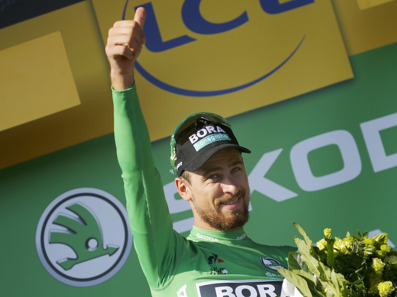 Peter Sagan si v 14. etape Tour upevnil náskok v bodovacej súťaži a zostáva v zelenom drese