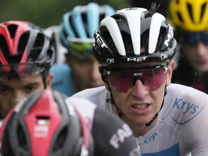 Tadej Pogačar počas 8. etapy Tour de France