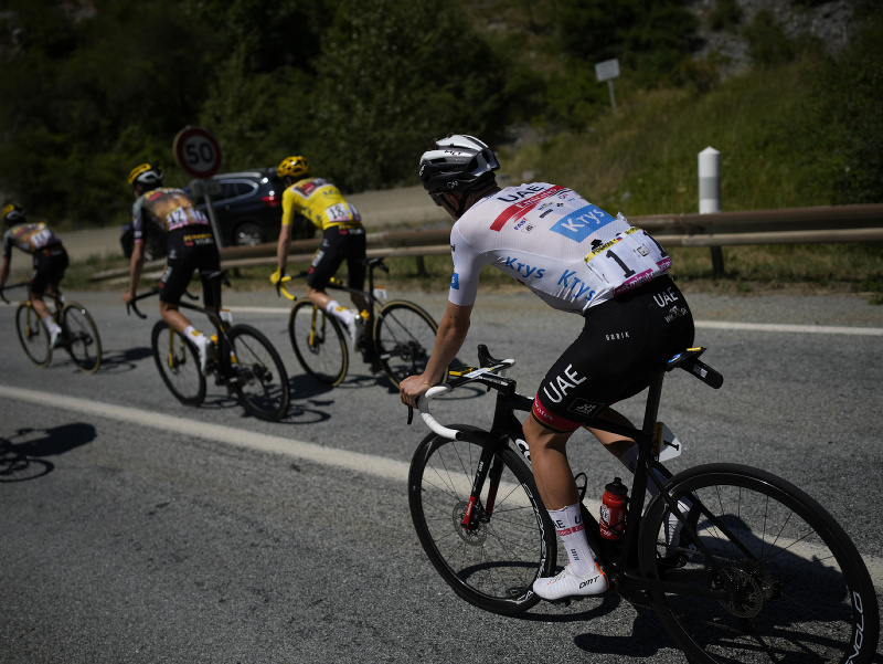 Tadej Pogačar počas 12. etapy Tour de France