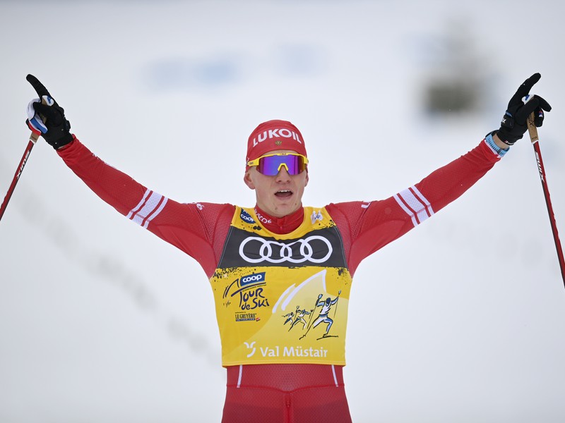 Ruský bežec na lyžiach Alexander Boľšunov