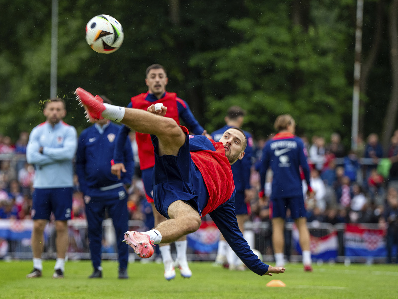 Chorvátsky futbalista Nikola Vlašič počas tréningu
