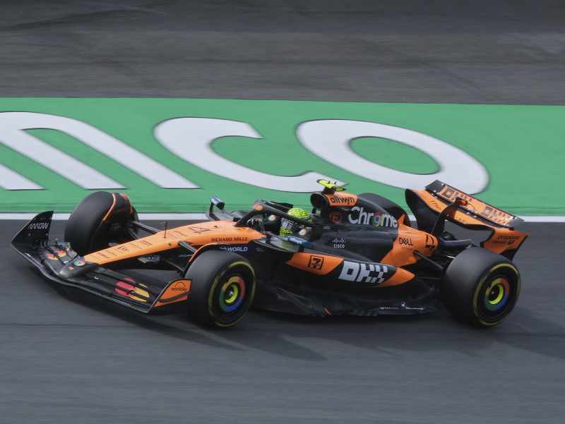 Lando Norris na McLarene počas tréningu pred VC Holandska