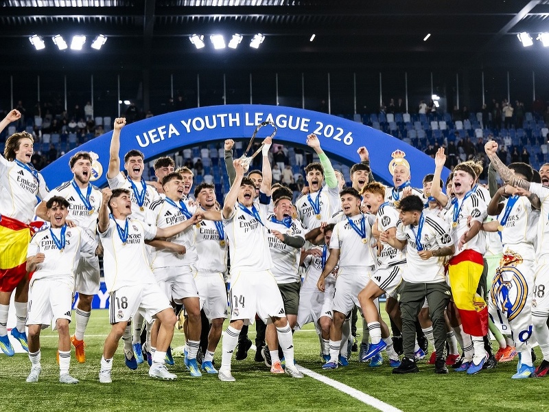 Mladíci Realu Madrid oslavujú triumf v mládežníckej Lige majstrov