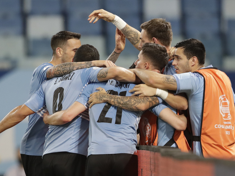 Gólová radosť hráčov Uruguaja