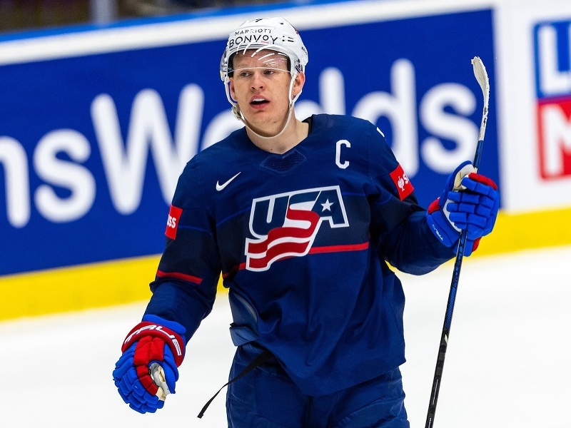 Kapitán hokejistov USA na MS v hokeji 2024 Brady Tkachuk