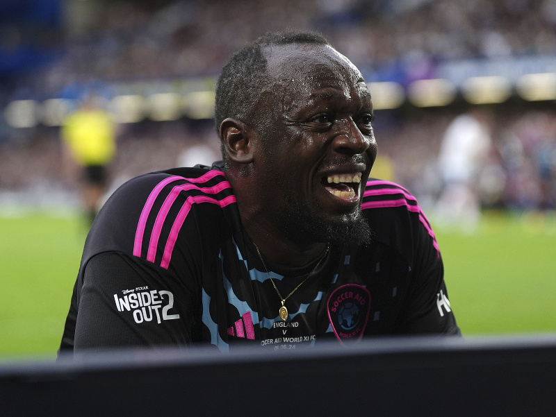 Jamajský šprintér Usain Bolt počas charitatívneho futbalového zápasu Soccer Aid pod hlavičkou organizácie UNICEF 9. júna 2024 v Londýne