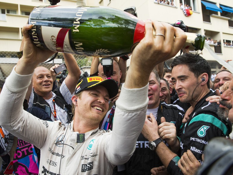 Nico Rosberg a jeho víťazné oslavy