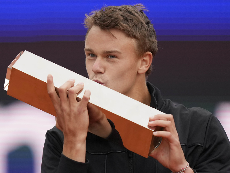 Holger Vitus Nodskov Rune sa dočkal v Mníchove premiérovej trofeje na okruhu ATP