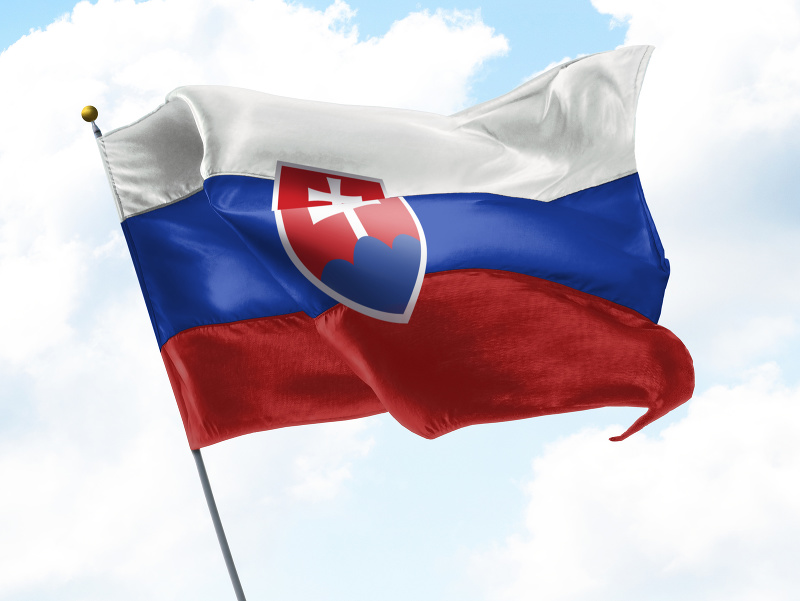Slovenská vlajka - ilustračné foto