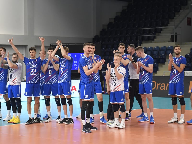 Slovenskí volejbalisti počas súboja Zlatej európskej ligy