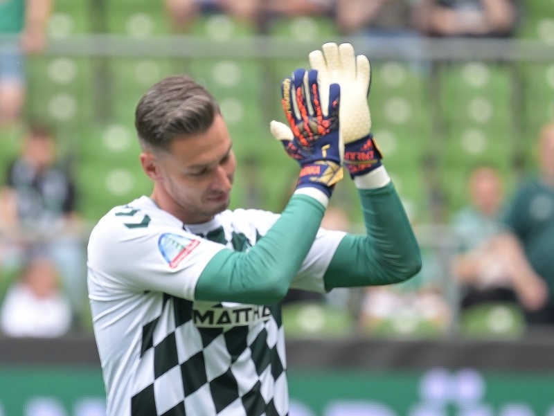 Český brankár Jiří Pavlenka ešte v drese Werder Brémy