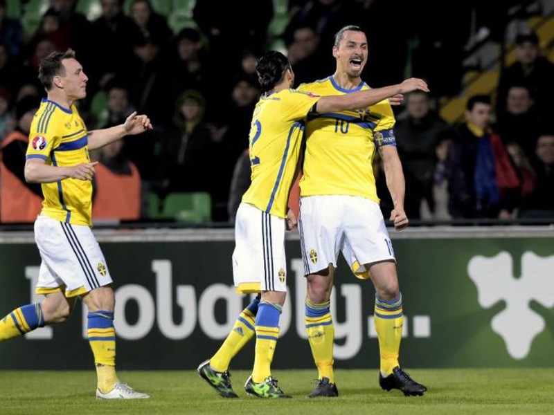 Zlatan Ibrahimovič v zápase proti Čiernej Hore