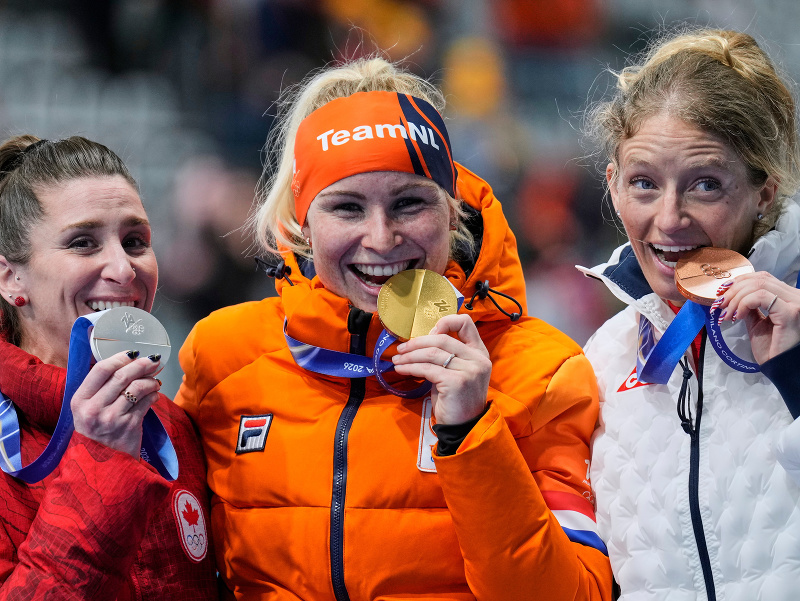 Ivanie Blondinová, Marijke Groenewoudová a Mia Manganellová