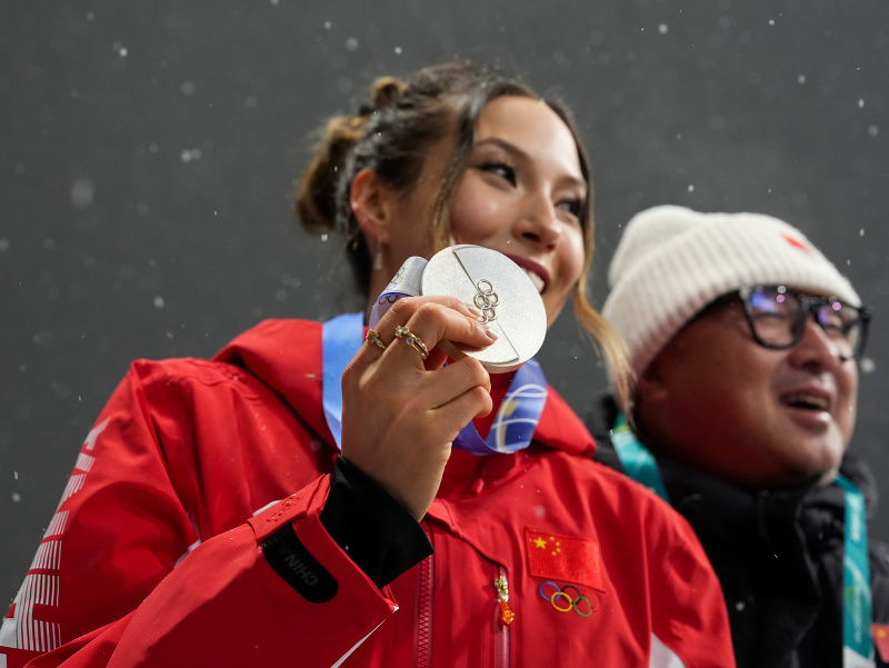 Čínska akrobatická lyžiarka Eileen Guová