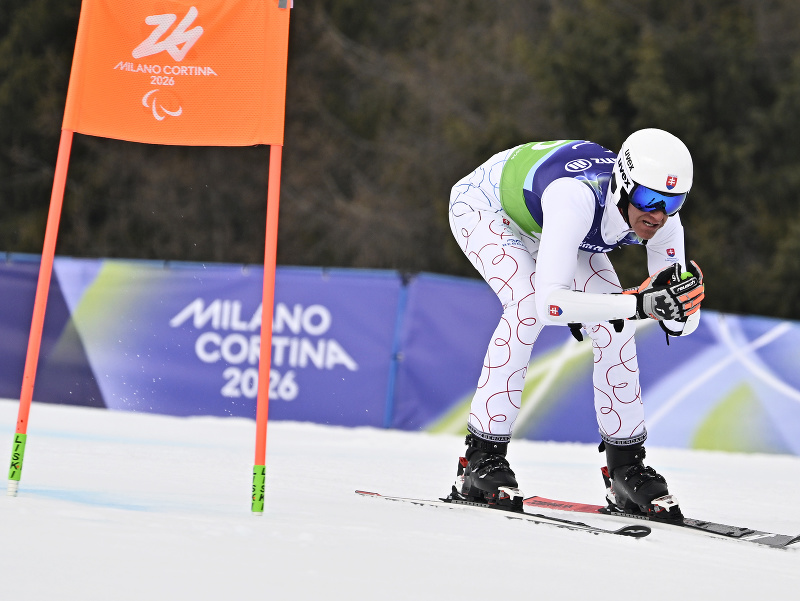Na snímke slovenský paralpský lyžiar Martin Čupka na trati pretekov v alpskej superkombinácii mužov na XIV. zimných paralympijských hrách v Cortine d'Ampezzo 