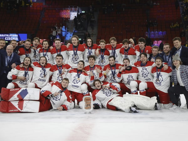 Českí hokejisti do 20