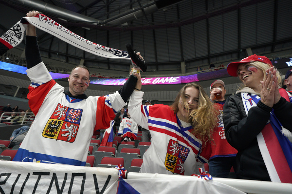 Českí fanúšikovia v Rige